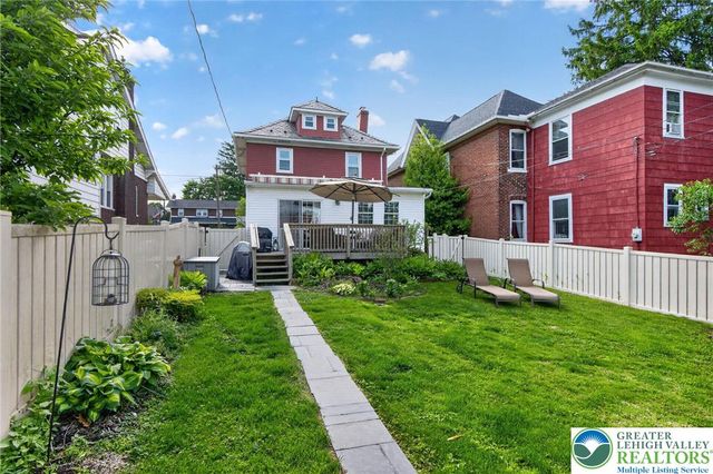 526 11th Avenue, Bethlehem City, PA 18018