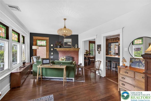 526 11th Avenue, Bethlehem City, PA 18018