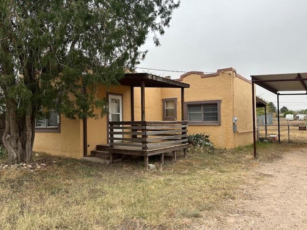 505 N 10th St, Alpine, TX 79830