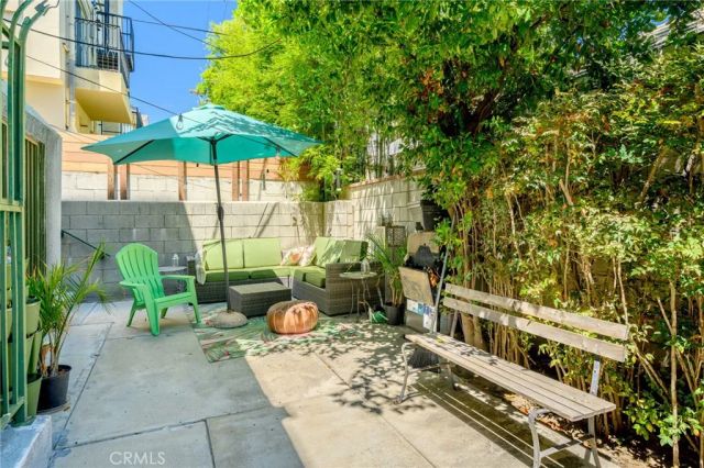 4328 Whitsett Avenue, Studio City, CA 91604