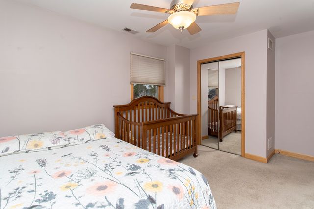 5148 S Newland Avenue, Chicago, IL 60638