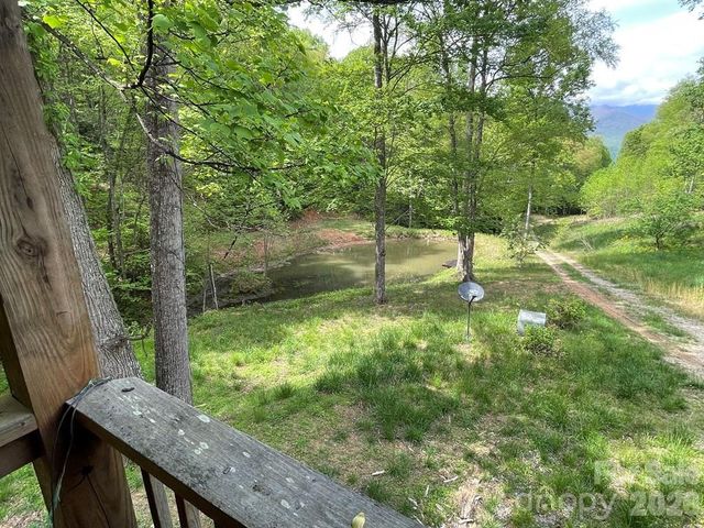 930 Copperhead Cove, Sylva, NC 28779