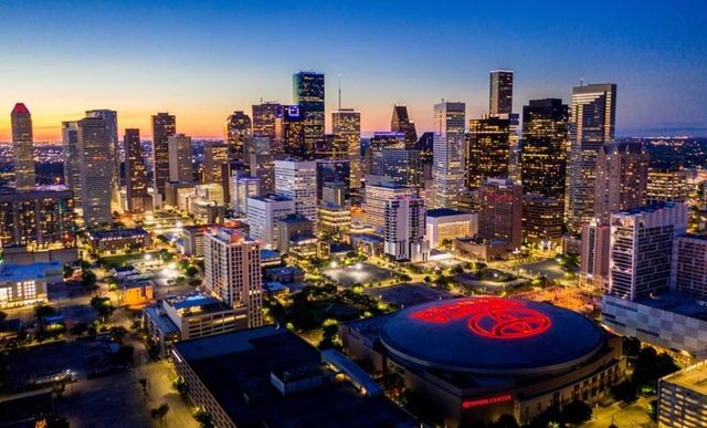 5712 Downing Street, Houston, TX 77020