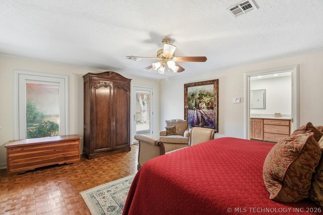 2222 E 45th Place, Tulsa, OK 74105