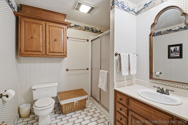 2222 E 45th Place, Tulsa, OK 74105