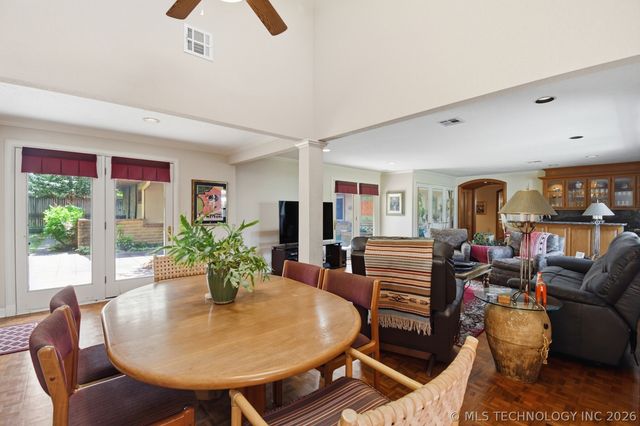 2222 E 45th Place, Tulsa, OK 74105