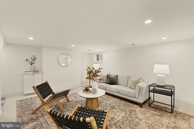 4415 VOLTA PL NW, Washington, DC 20007