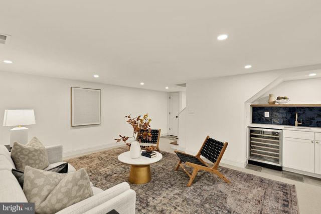 4415 VOLTA PL NW, Washington, DC 20007