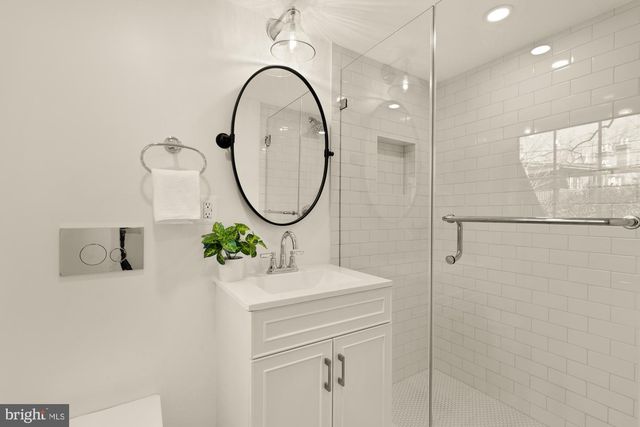 4415 VOLTA PL NW, Washington, DC 20007