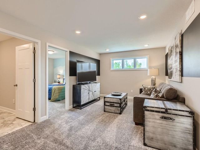 257 6th Street NW, Delano, MN 55328
