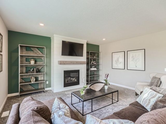 257 6th Street NW, Delano, MN 55328
