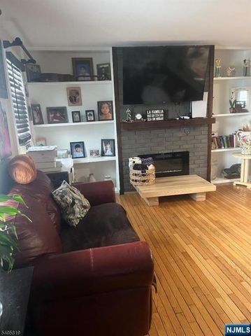 29 White Street, West Orange, NJ 07052