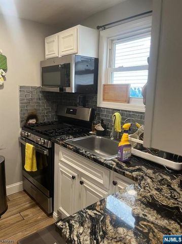 29 White Street, West Orange, NJ 07052