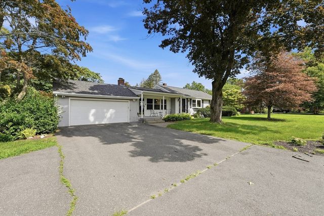 193 Meadow Street, Agawam, MA 01001