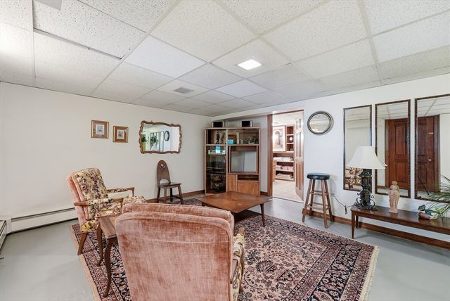 193 Meadow Street, Agawam, MA 01001