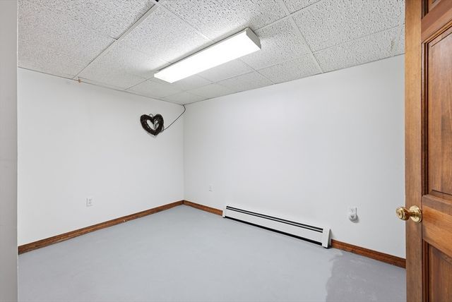 193 Meadow Street, Agawam, MA 01001
