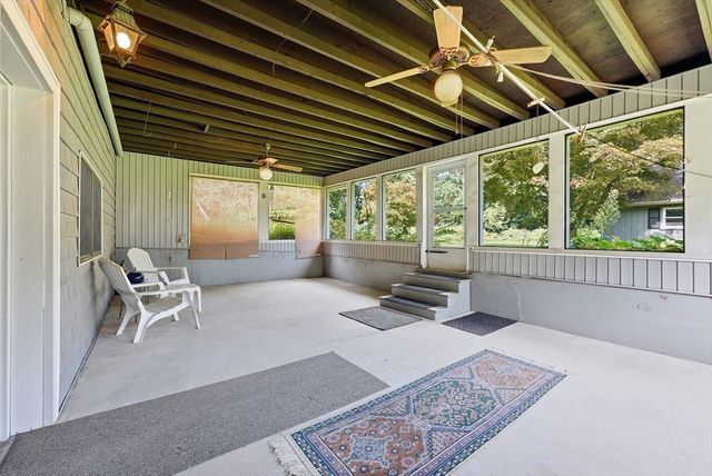 193 Meadow Street, Agawam, MA 01001