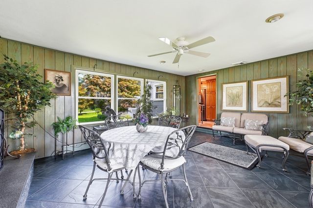 193 Meadow Street, Agawam, MA 01001