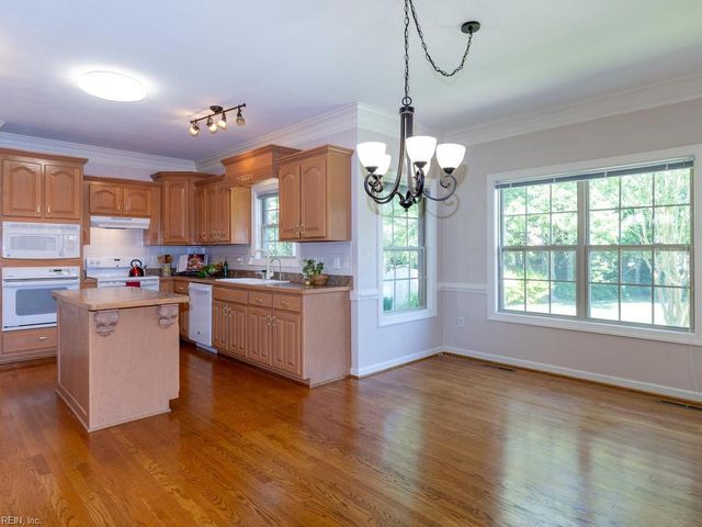 138 Greengable WAY, Chesapeake, VA 23322
