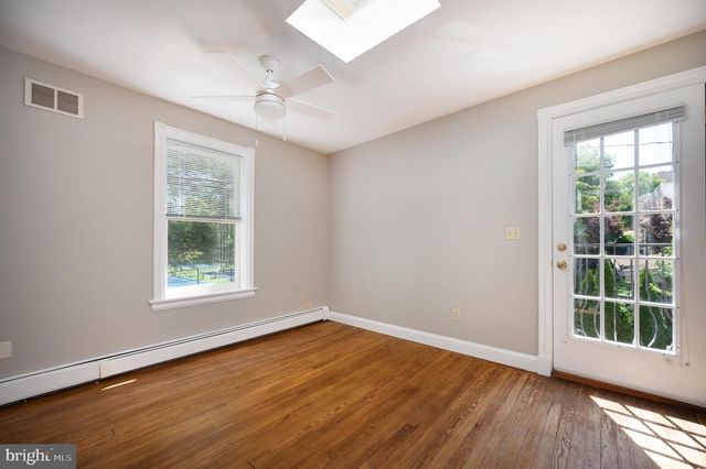 1516 N CLAYTON ST, Wilmington, DE 19806