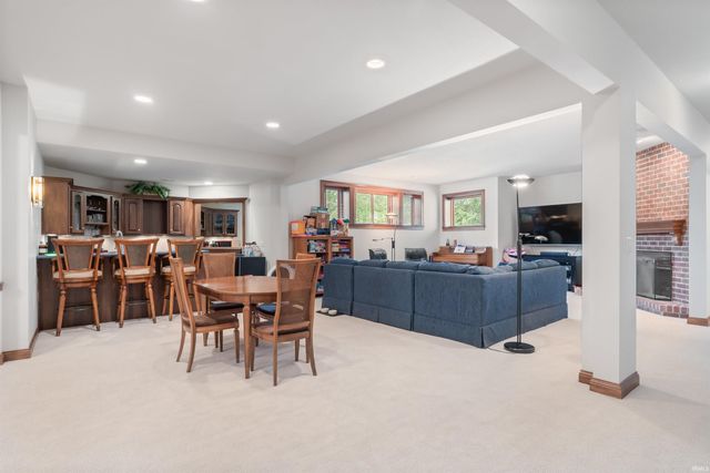2228 Ladue Lane, Fort Wayne, IN 46804