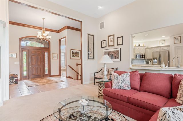 2228 Ladue Lane, Fort Wayne, IN 46804