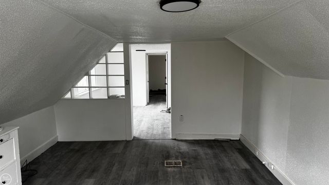 3677 Theodore Street, Detroit, MI 48211