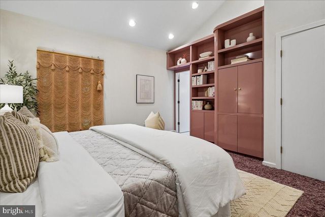 9100 ALDERSHOT DR, Bethesda, MD 20817
