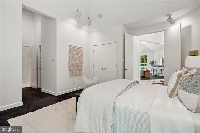 9100 ALDERSHOT DR, Bethesda, MD 20817