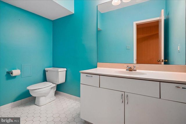 9100 ALDERSHOT DR, Bethesda, MD 20817