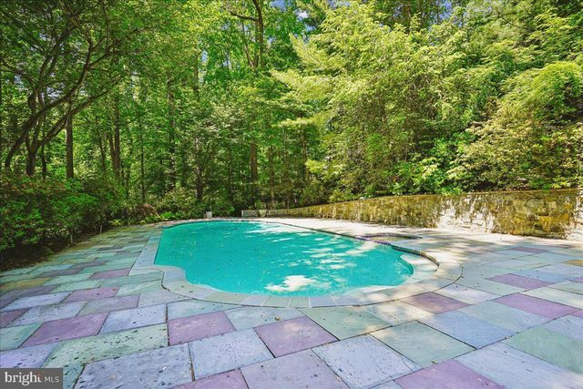 9100 ALDERSHOT DR, Bethesda, MD 20817