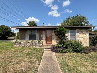 3114 Hunt TRL A, Austin, TX 78757