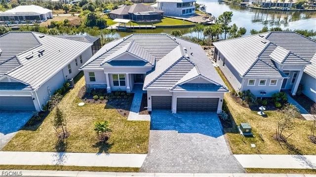 7796 Lakes Edge LN, Port Charlotte, FL 33981