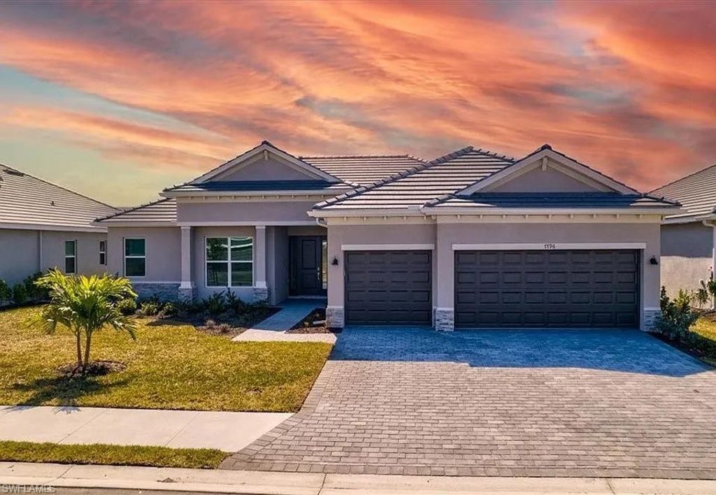 7796 Lakes Edge LN, Port Charlotte, FL 33981