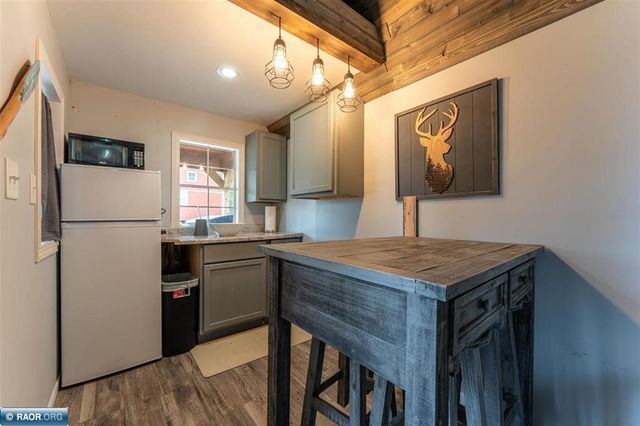 8335 Boulder Ridge Drive, Cook, MN 55723