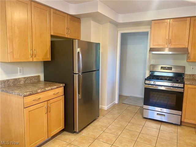 24217 Woodway Road, Beachwood, OH 44122