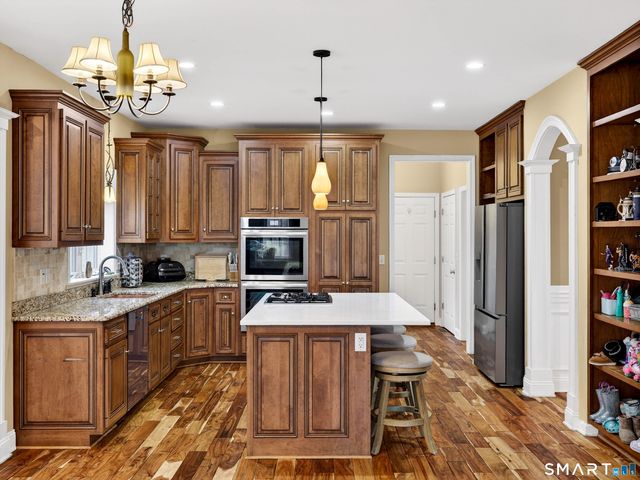 9 Mains Way, Preston, CT 06365