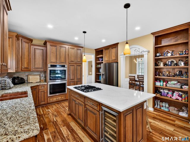 9 Mains Way, Preston, CT 06365