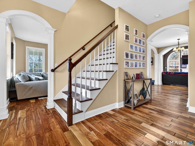 9 Mains Way, Preston, CT 06365