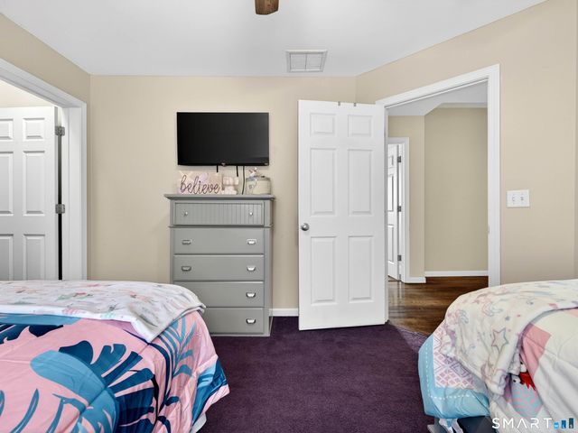 9 Mains Way, Preston, CT 06365