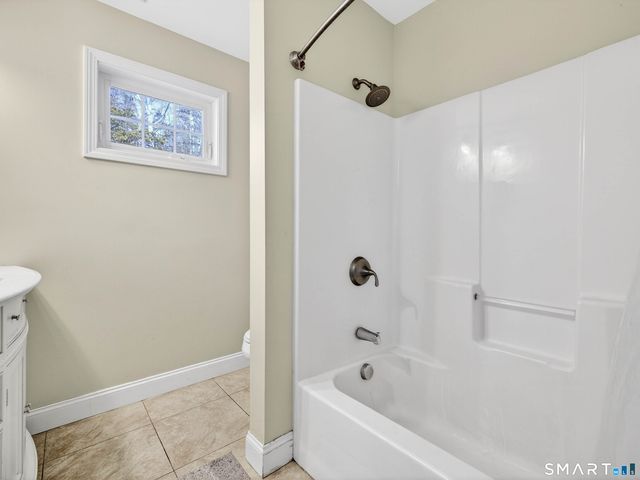 9 Mains Way, Preston, CT 06365