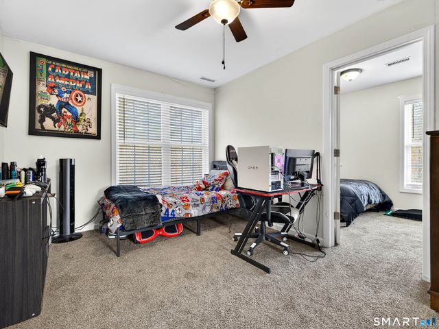 9 Mains Way, Preston, CT 06365