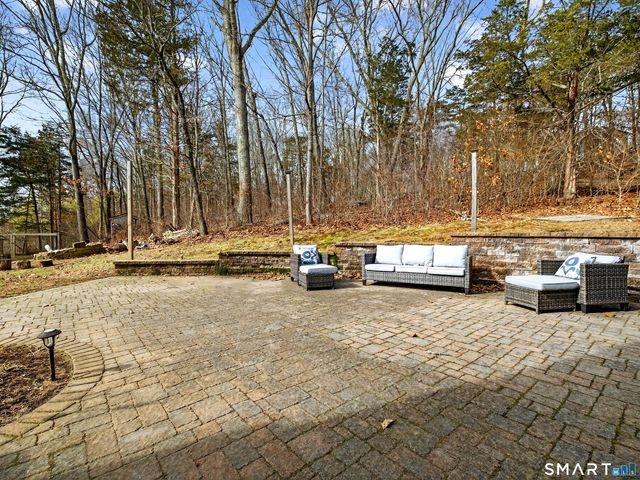 9 Mains Way, Preston, CT 06365