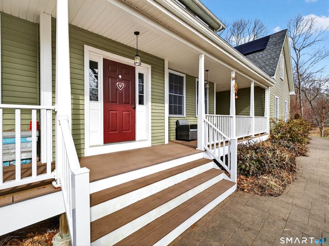 9 Mains Way, Preston, CT 06365