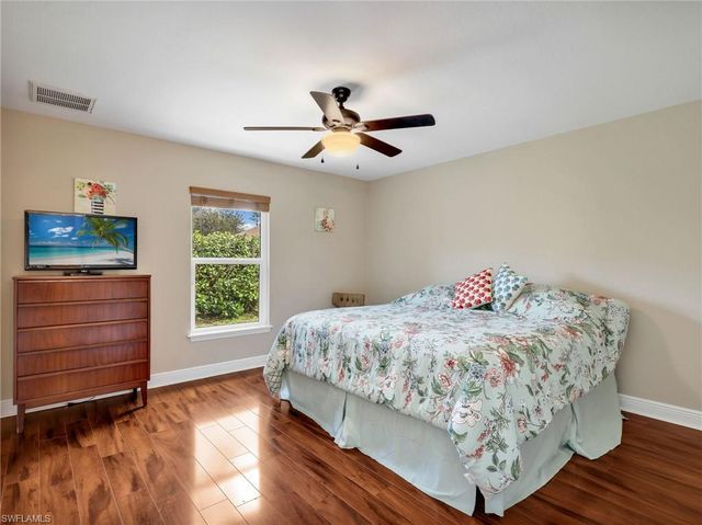 17221 Trappers DR, Fort Myers, FL 33967