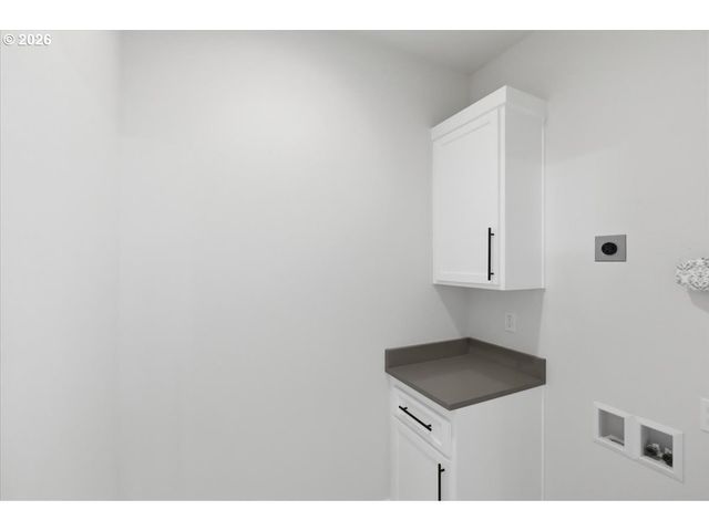 6629 Pony Pl, Salem, OR 97317