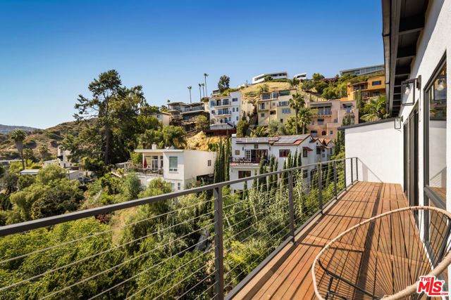 6374 Macal Place, Los Angeles, CA 90068