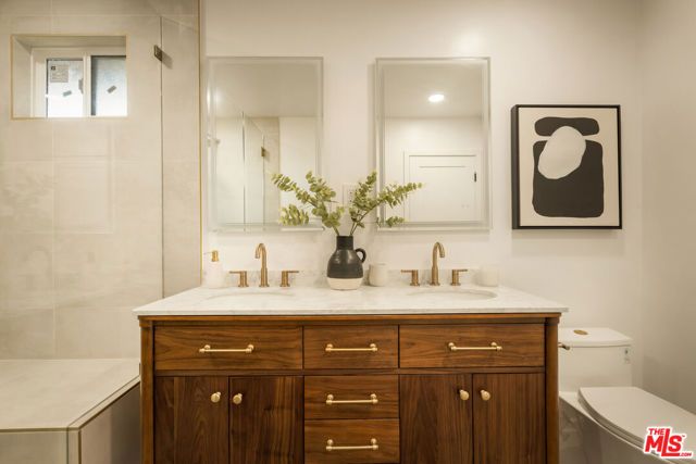 6374 Macal Place, Los Angeles, CA 90068