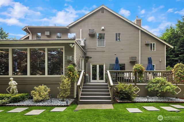 32807 12th Avenue SW, Federal Way, WA 98023