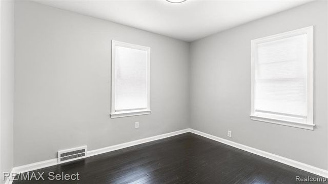 301 Chandler Street, Flint, MI 48503